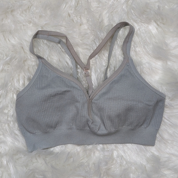 Champion The Curvy Strappy Racerback‎ Sports Bra in White and Pink Size XS - Picture 1 of 6